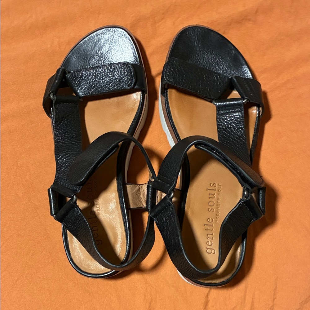 Gentle Souls Black Strappy Sandals Size 71/2